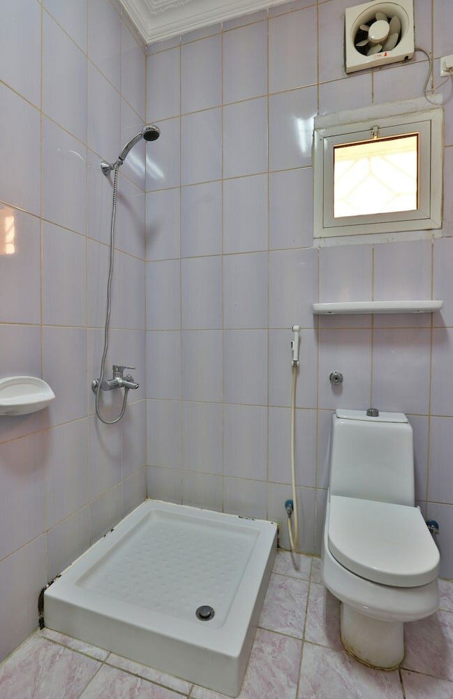 Фото Oyo 401 Al Zaidan For Furnished Units