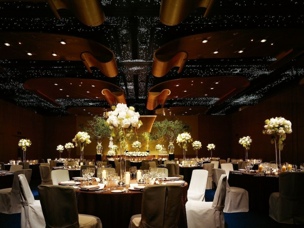 Фото Hotel Crimson Palace