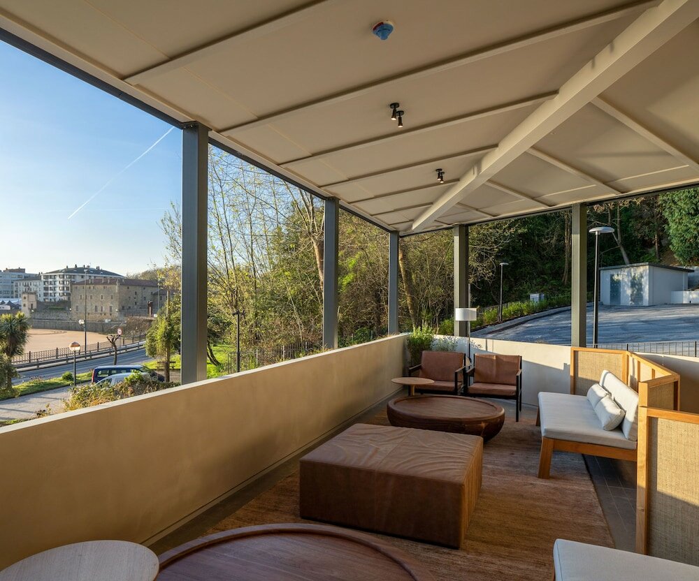 Фото Hotel Ur Bare