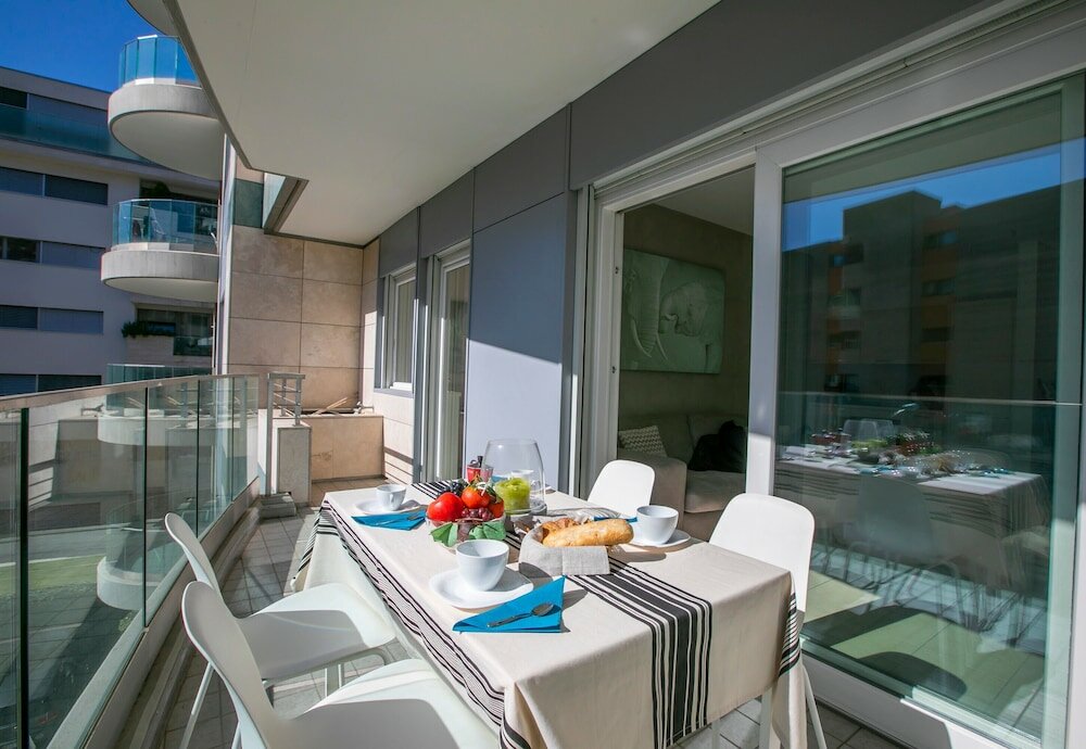 Фото Prestige Du Lac Apartments