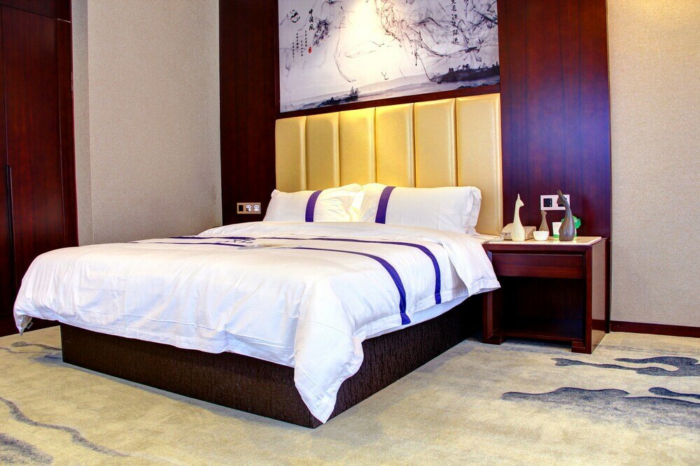 Фото Guiyang Jianghao Grand Hotel