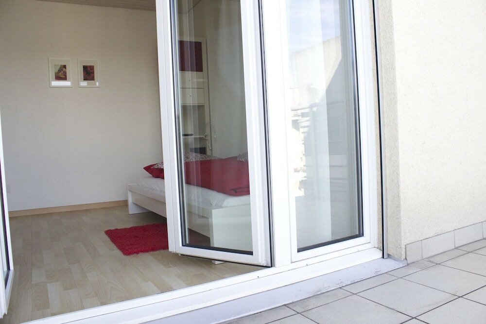 Фото Hitrental Central Apartments