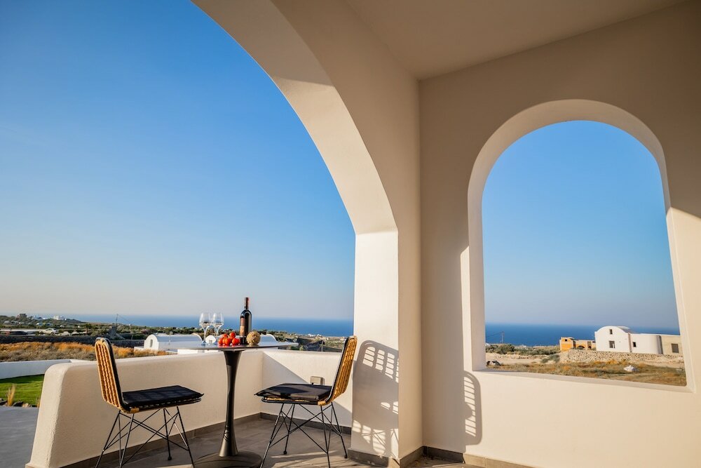 Фото Bonsai Luxury Suites