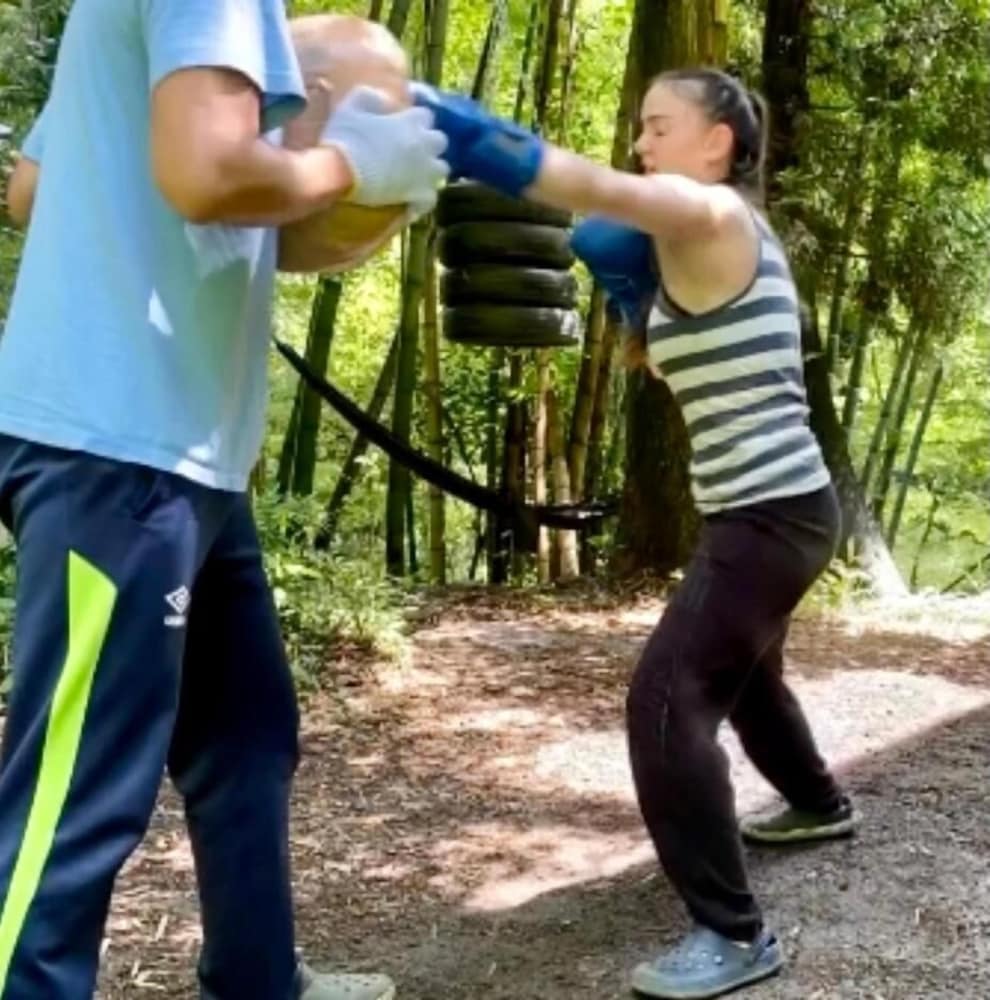 Фото Vanguard Backpackers - Hostel