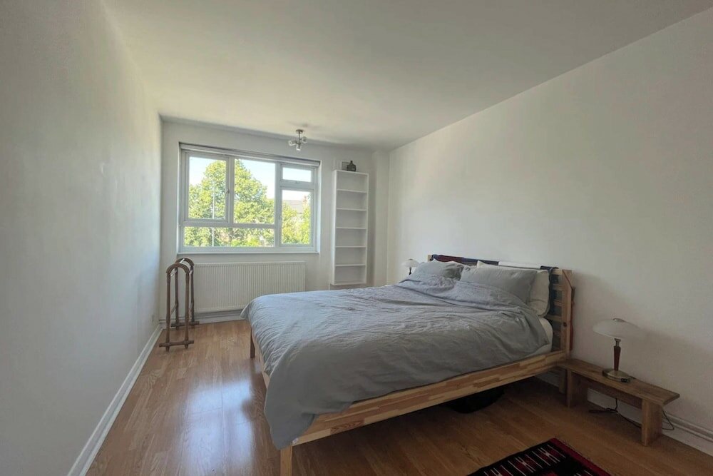 Фото Charming & Peaceful 1bd Flat - Clapham Junction