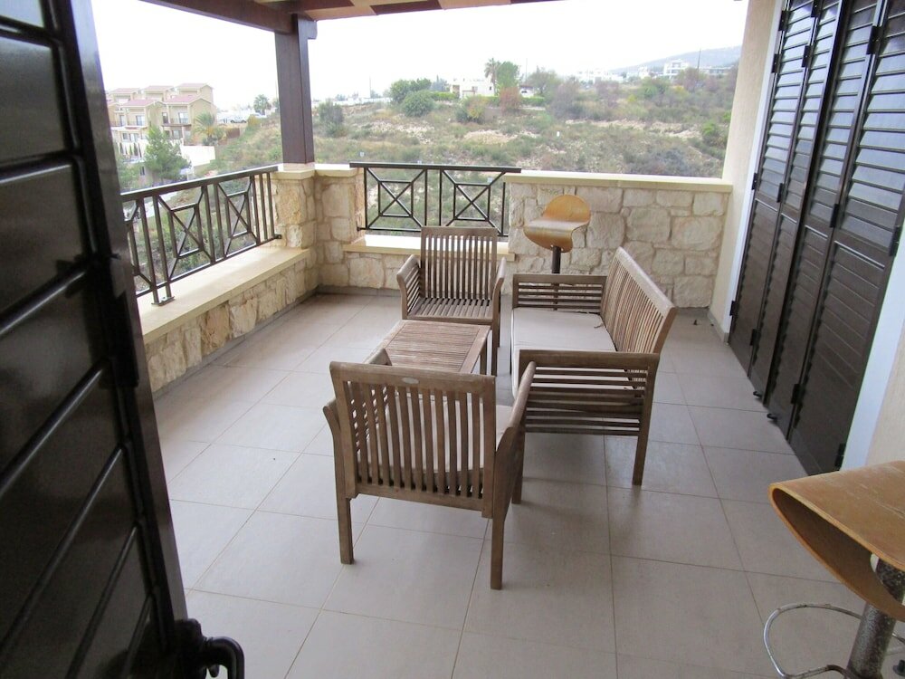 Фото Resitour - Perneri Villas