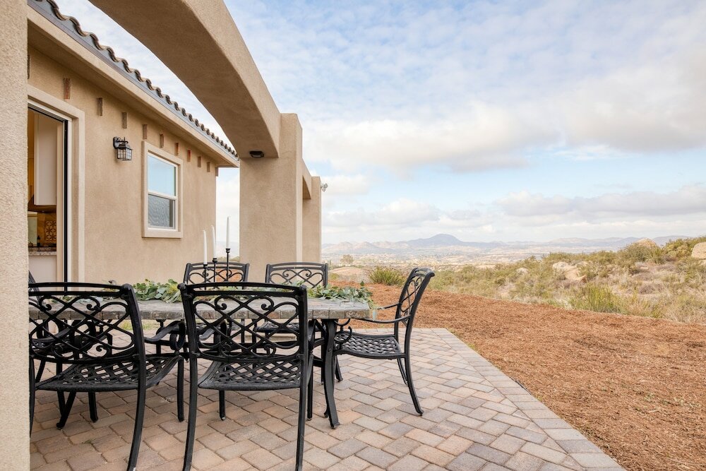 Фото Malbec by Avantstay Incredible Estate w Panoramic Views & Bocce Ball Court!