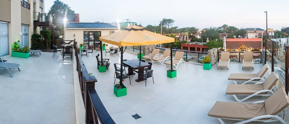 Фото Altos Valeria Apart Hotel