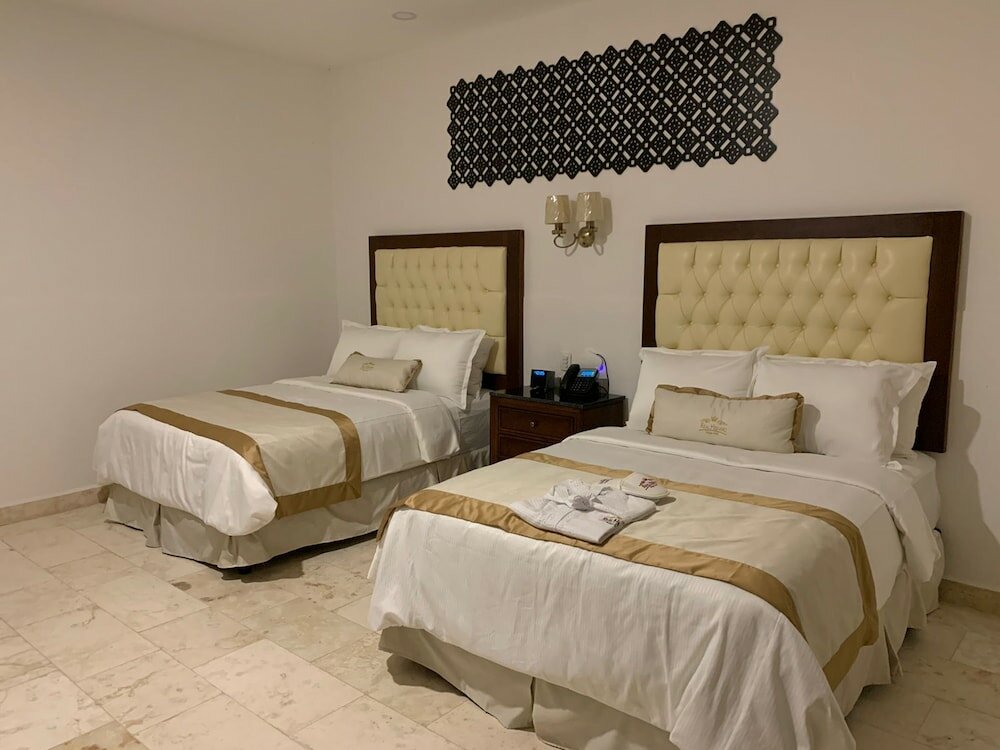 Фото Real Hispano