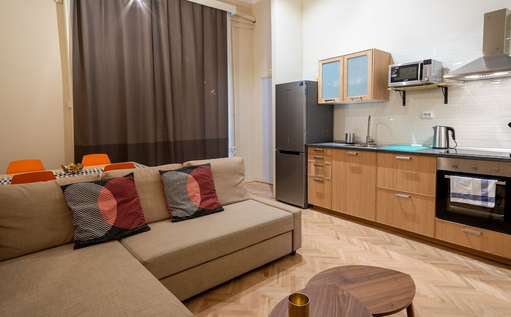 Фото Lie On Me Lazy Simon