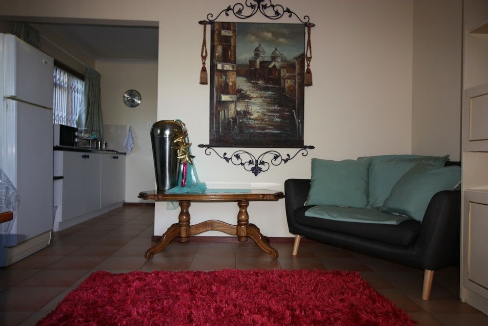 Фото Covenant Well Guest House