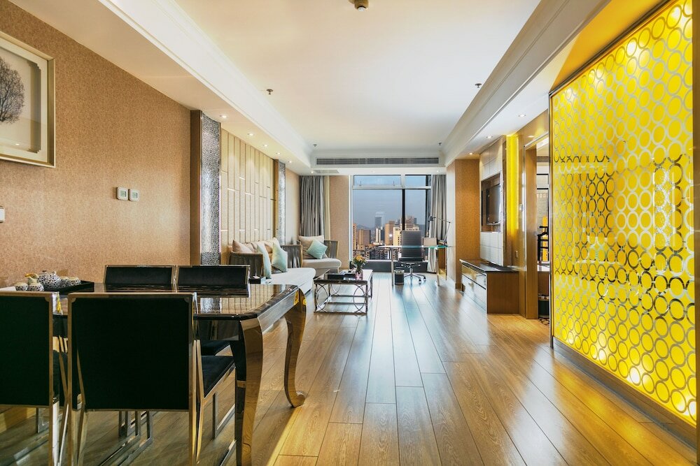 Фото Suning Universal Hotel All-Suites