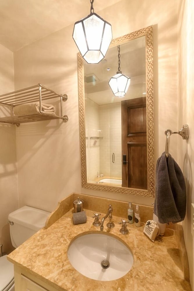 Фото Lx1: Chateau D' Renaitre - Carmel-by-the-sea Luxury Villa: