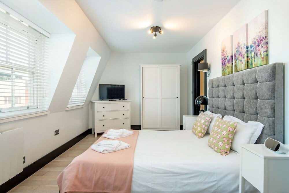 Фото Heinze Building by City Living London