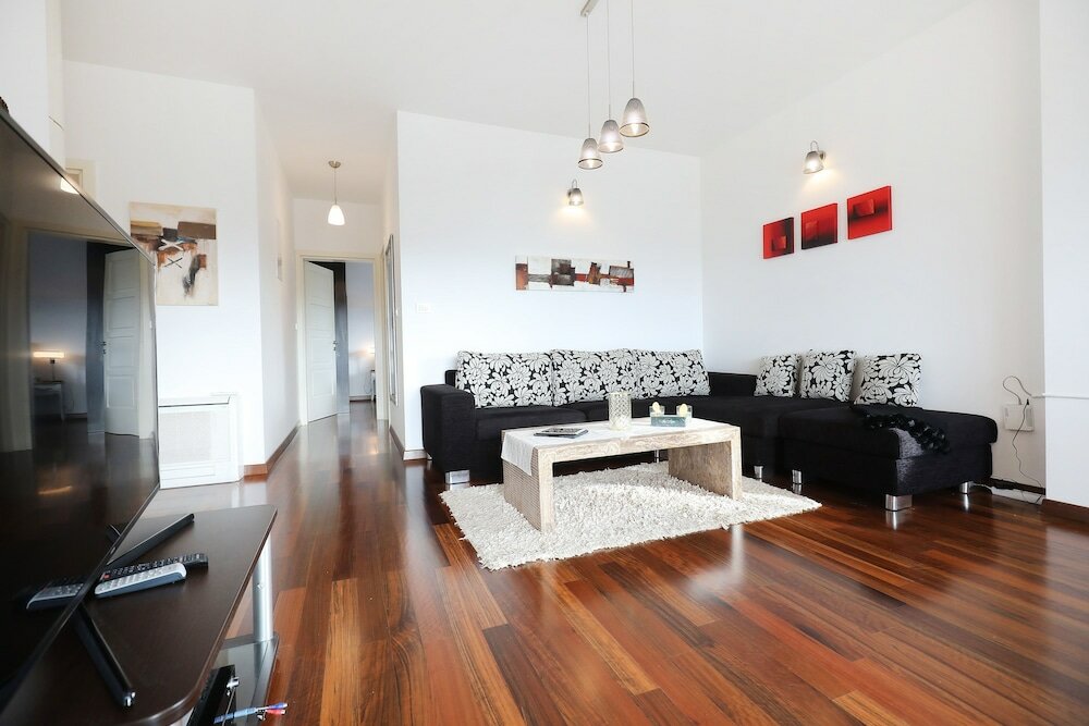 Фото Villa Olive Garden Apartments