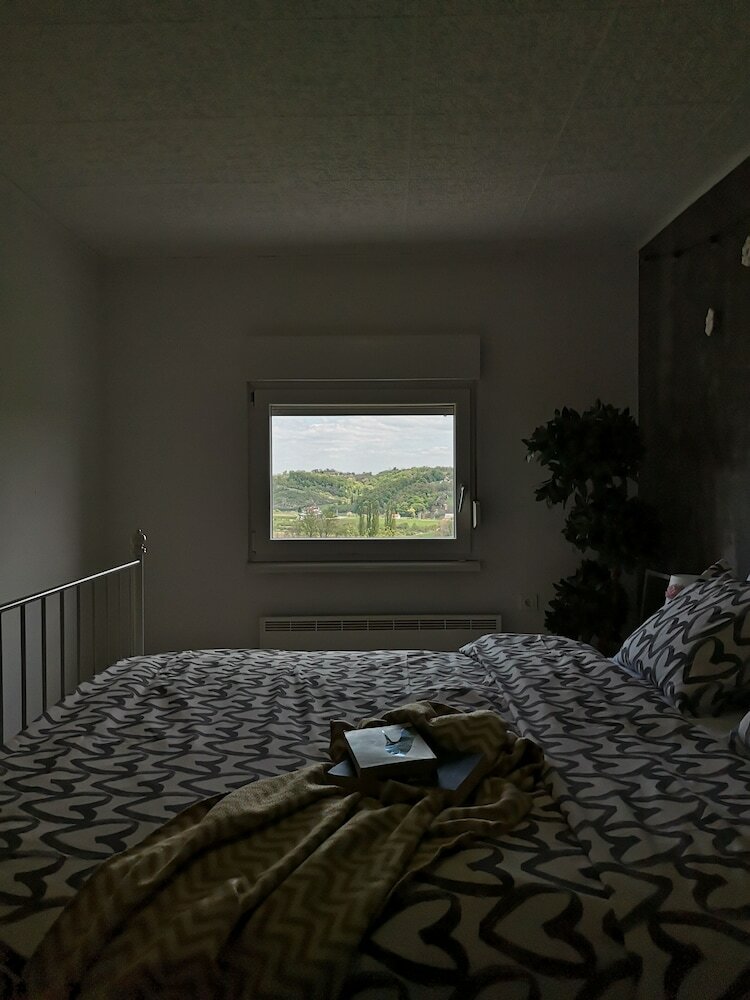 Фото Viksa with Hot Tub