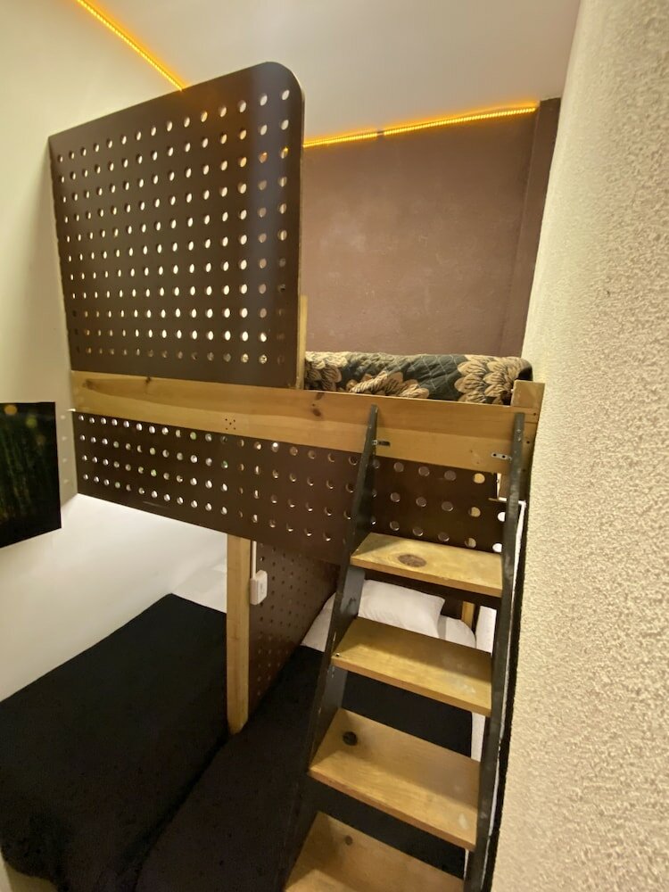 Фото Roomies Hostel Centro Medico