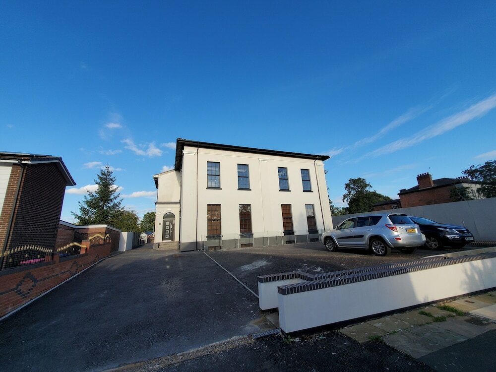 Фото The Ashcroft Apartments