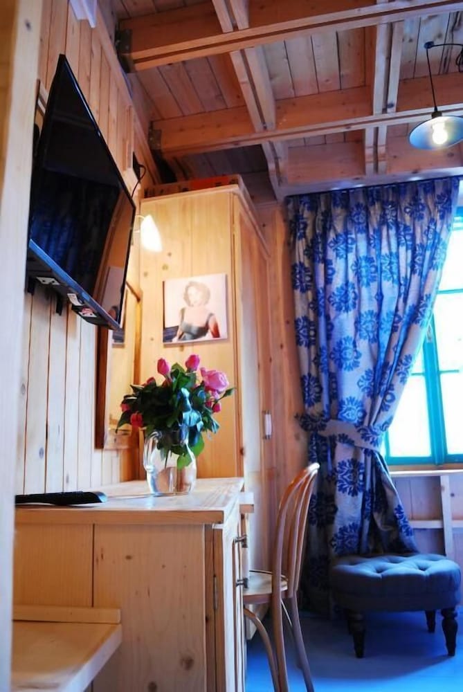 Фото Hotel London