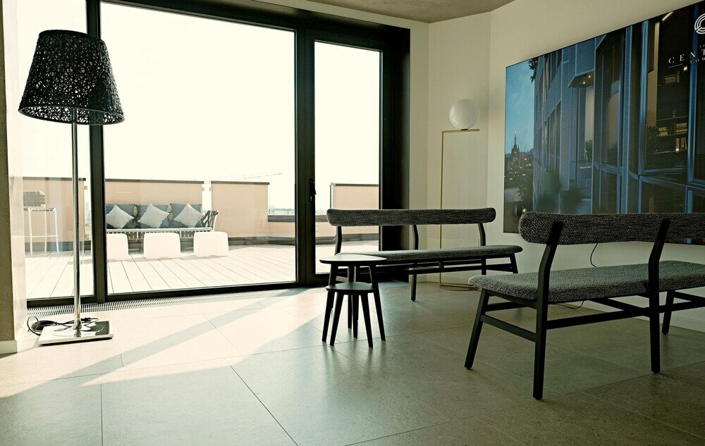 Фото San Babila Modern Apartment