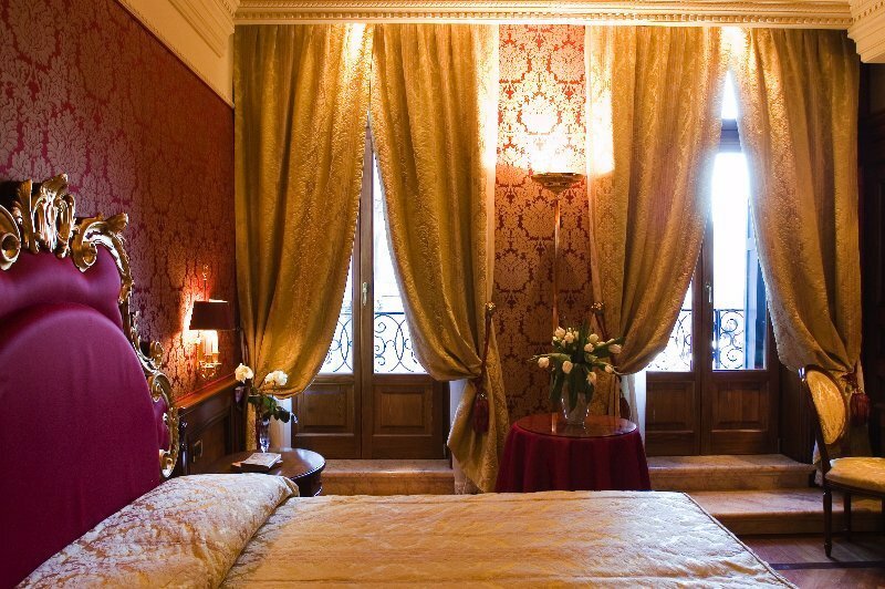 Фото Bellevue Luxury Rooms – San Marco Luxury