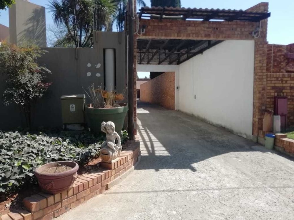 Фото Acquila Bed and Breakfast