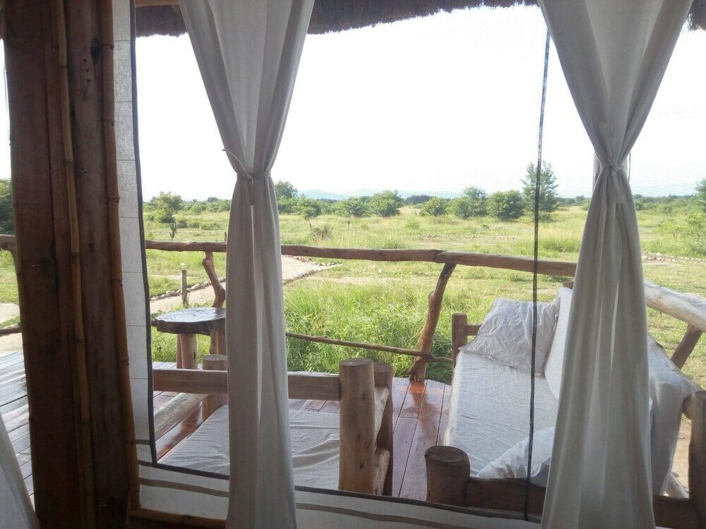 Фото Kazinga Wilderness Safari Camp
