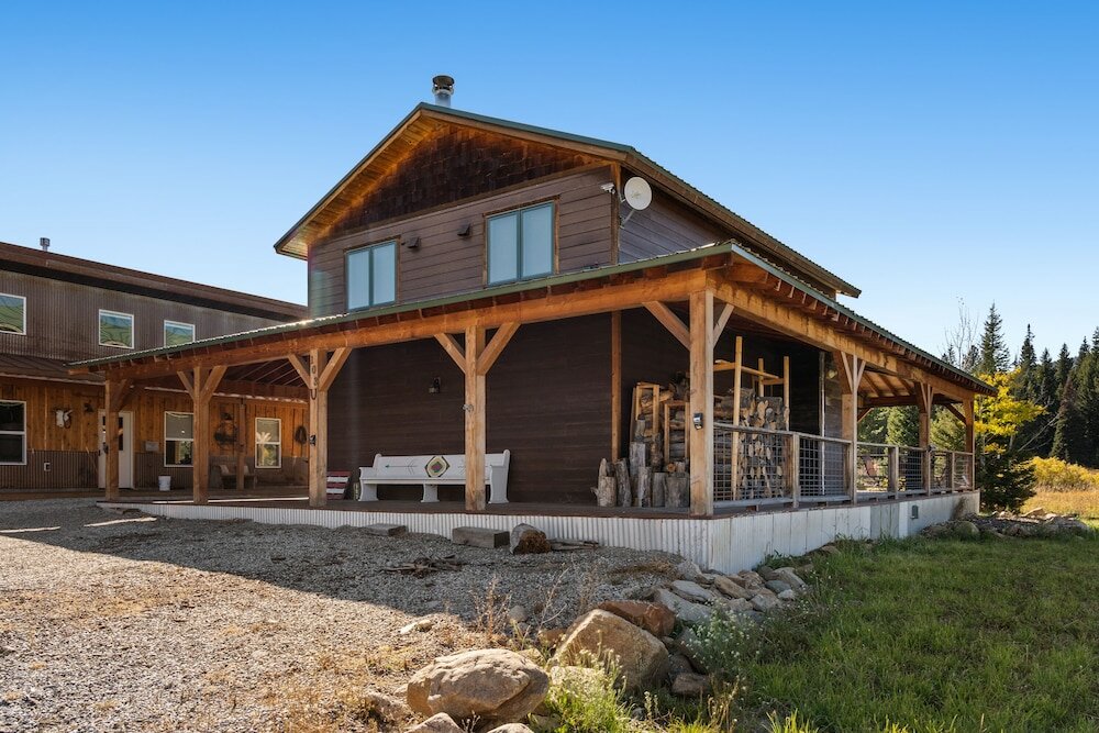 Фото The Big House at Bunk House