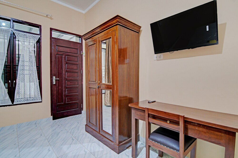 Фото Oyo 92223 Alfatar Homestay Syariah