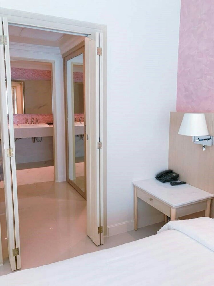 Фото The Sea - Cret Hua Hin