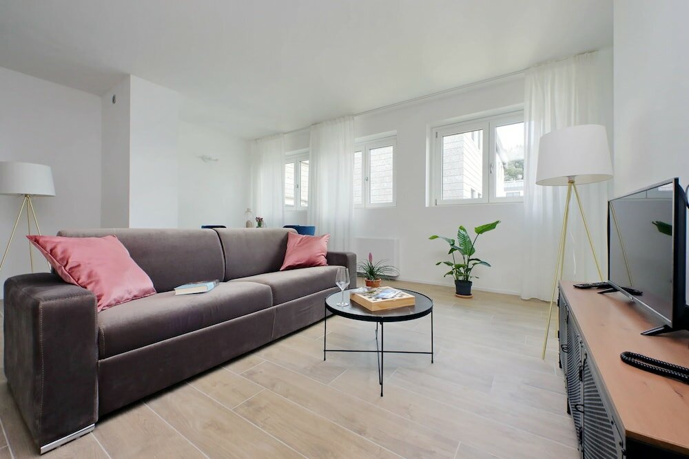 Фото Апарт-отель Siena Hills Apartments