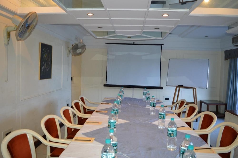 Фото Kohinoor Executive