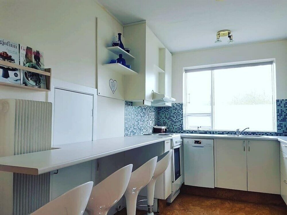 Фото Akureyri Central Rooms