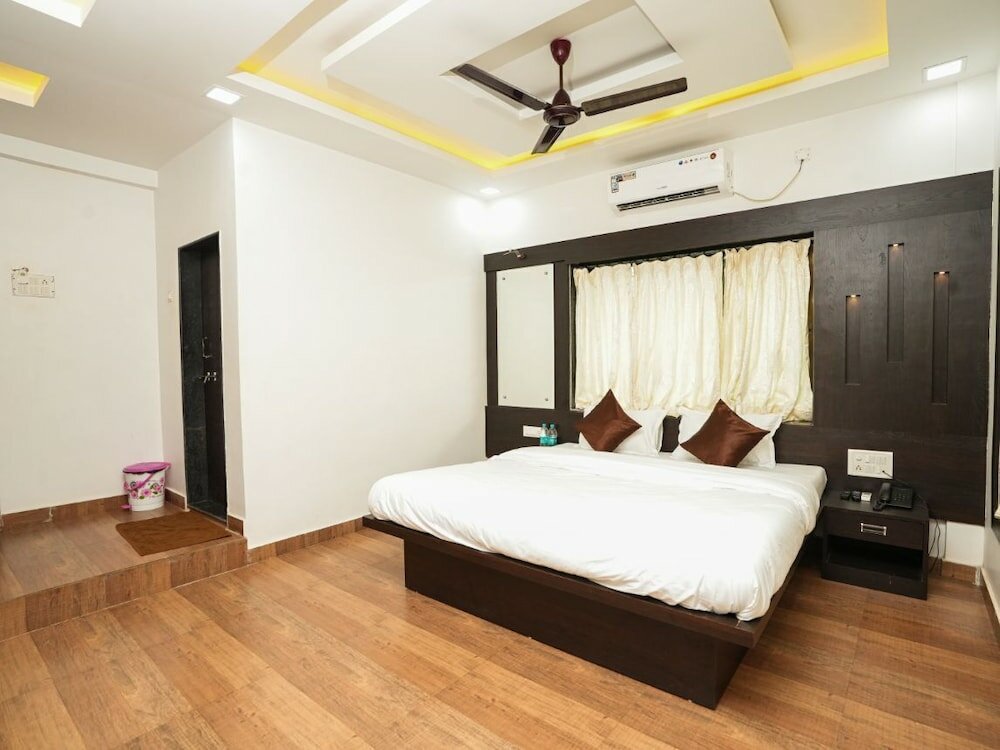 Фото Hotel Royal Stay Ganpatipule