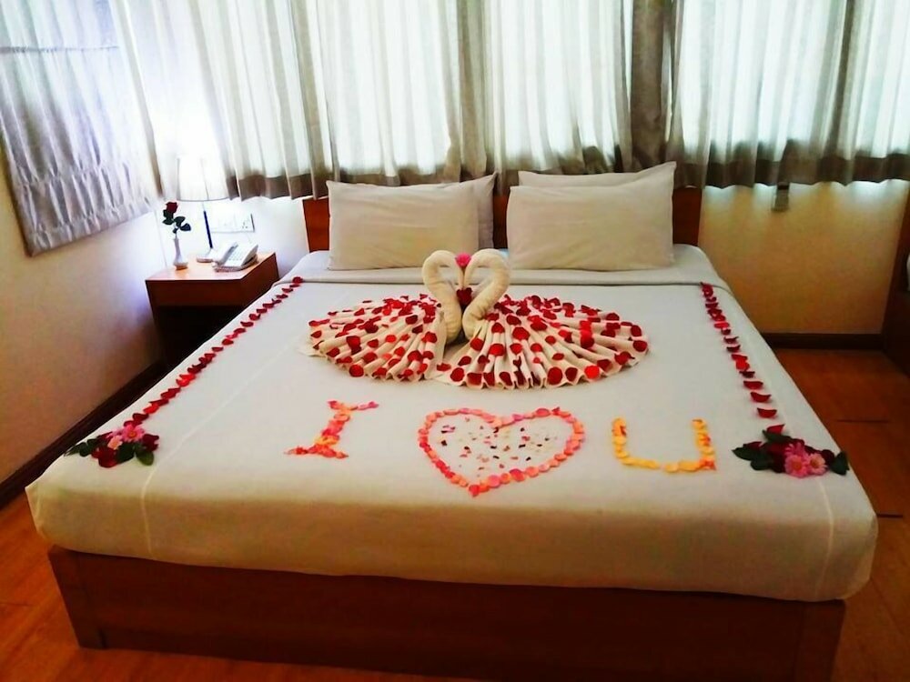 Фото Pleasure View Hotel