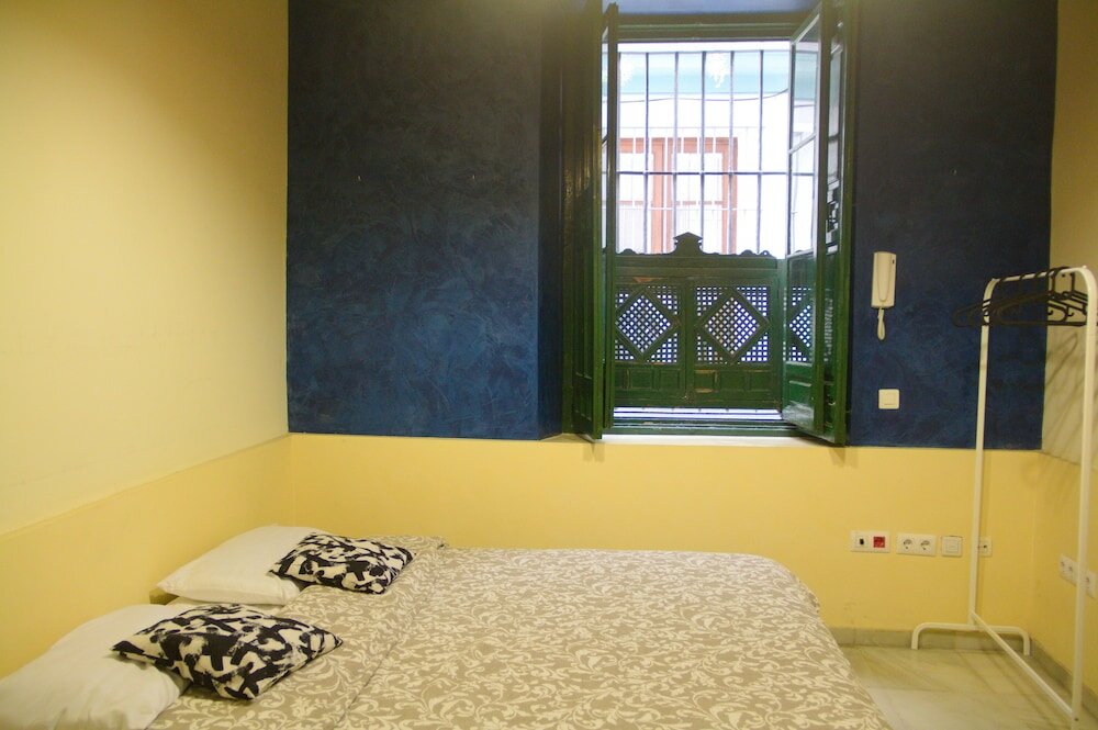 Фото San Isidoro Hostel Sevilla