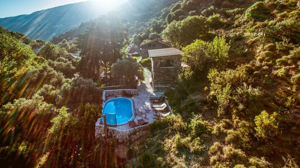 Фото Traditional Apartments Elafos