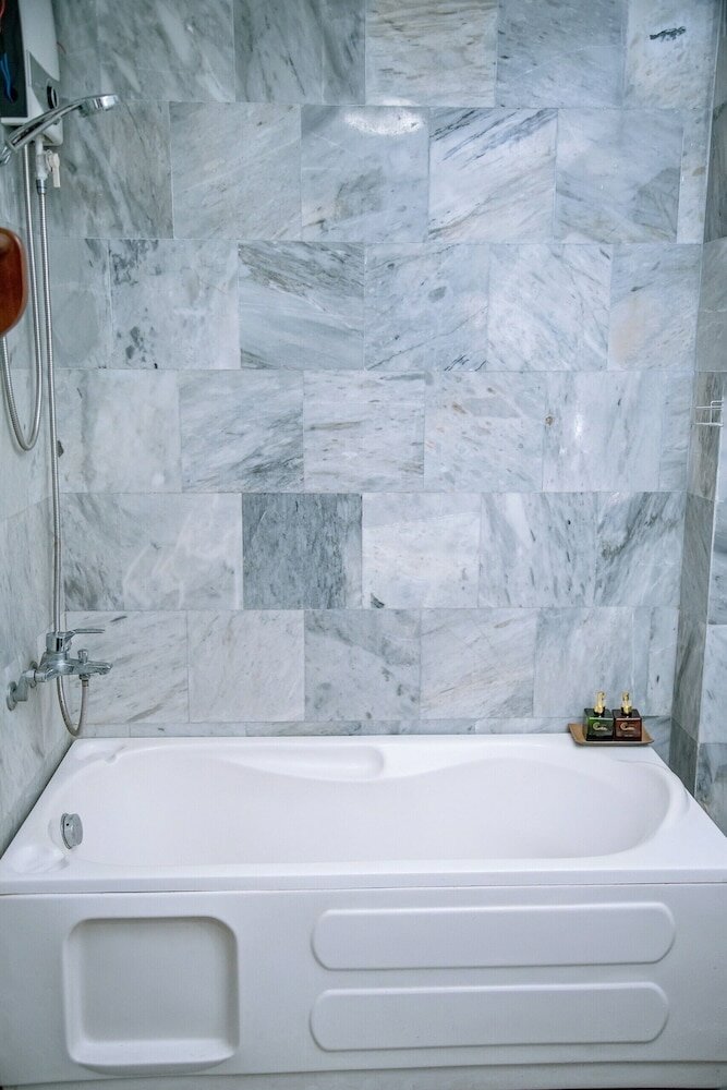 Фото Central Beach Hotel - Hostel