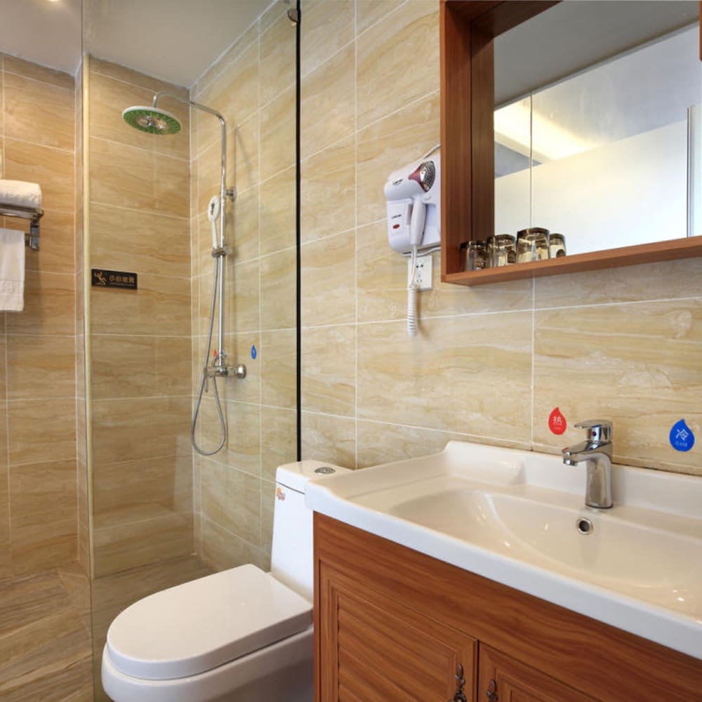 Фото Yangshuo Qingyunge Hotel