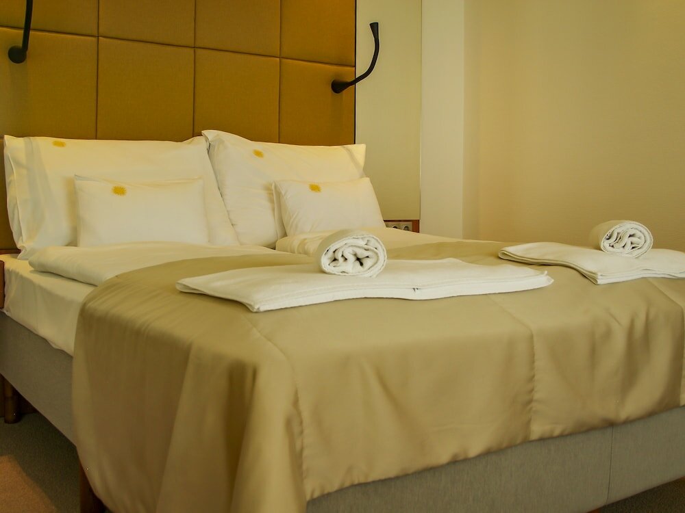 Фото Világos Hotel Balatonvilágos