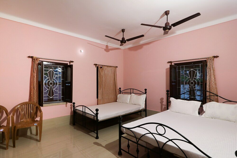 Фото Spot On 49052 Shree Chaitanya Math Teertha Bhawan