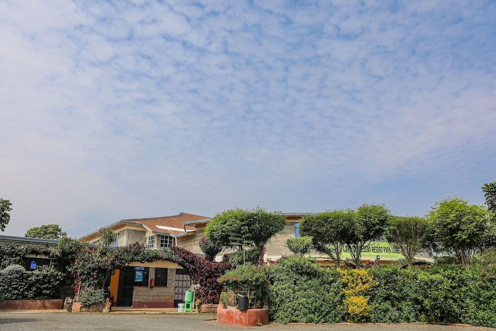 Фото Lake Olbolosat Resort Park Lodge