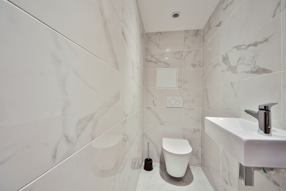 Фото Blue Night International 49