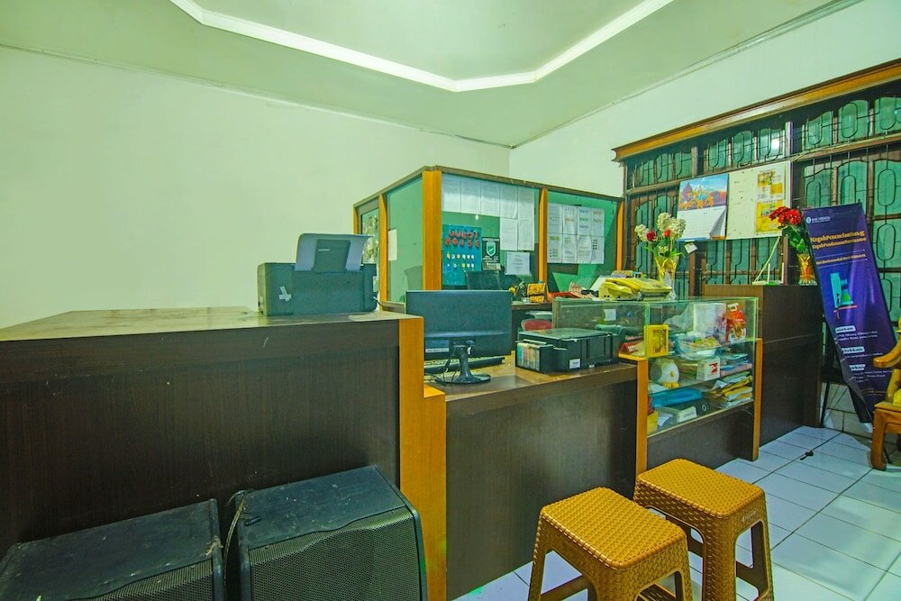 Фото Oyo 91730 De' Mande Homestay Syariah