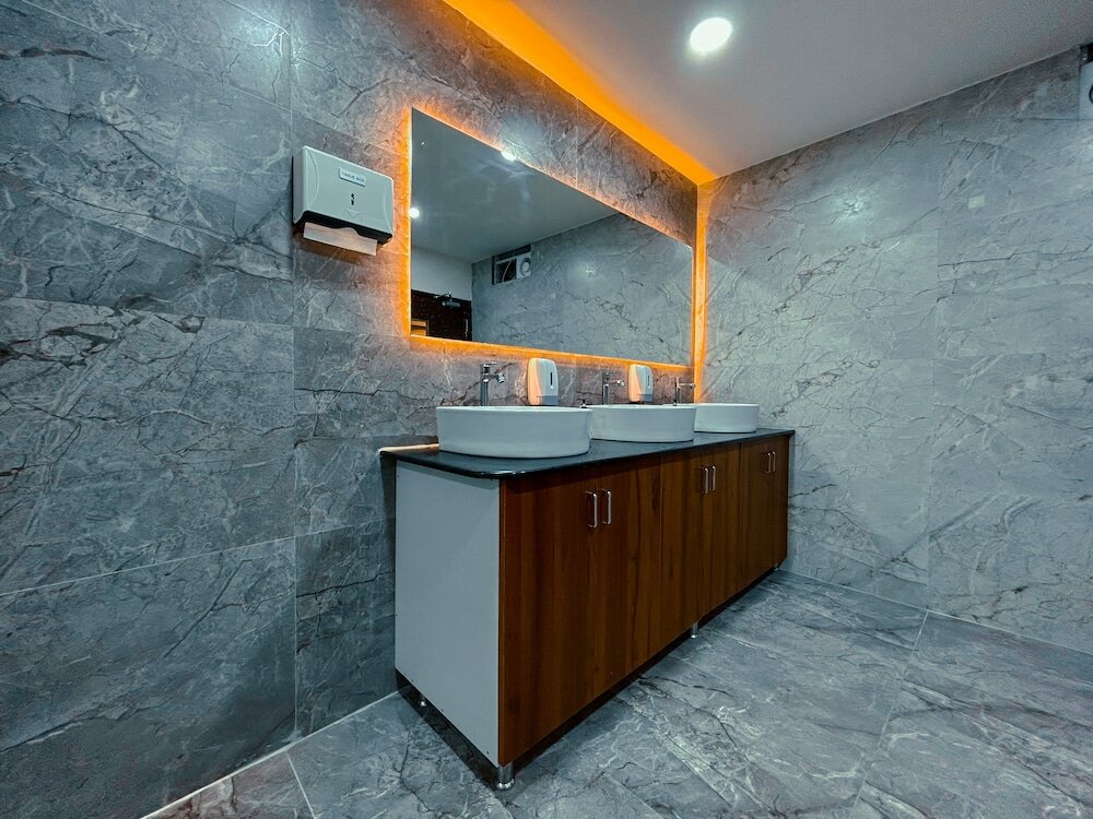 Фото Pride Biznotel Bengaluru Whitefield