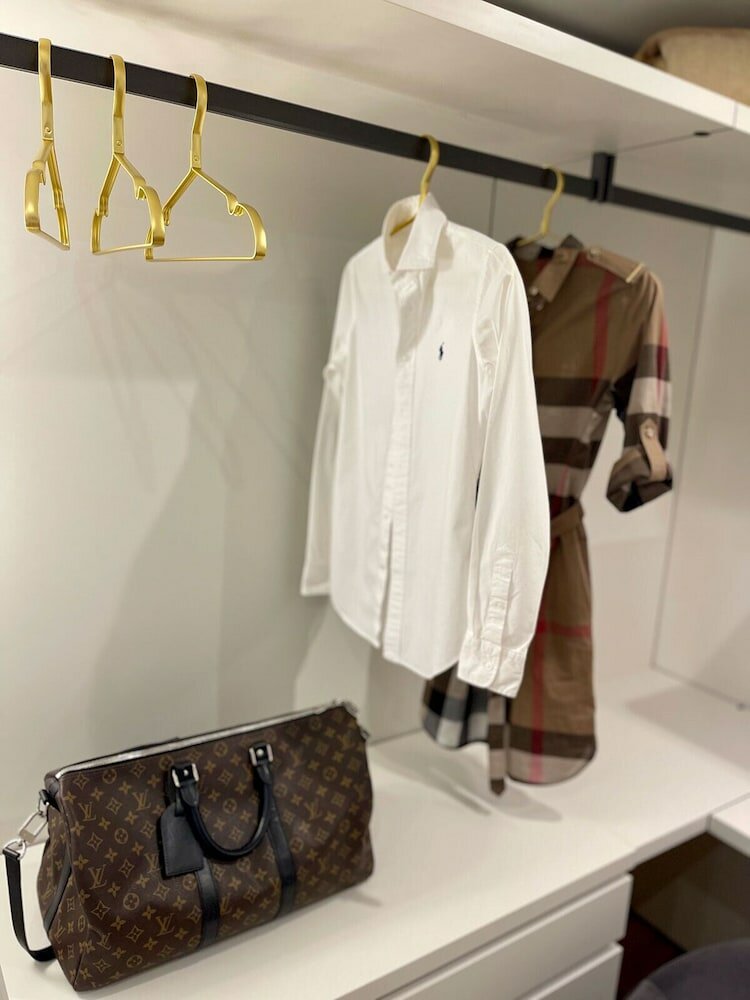 Фото Bellagio Luxury Suites Apartments