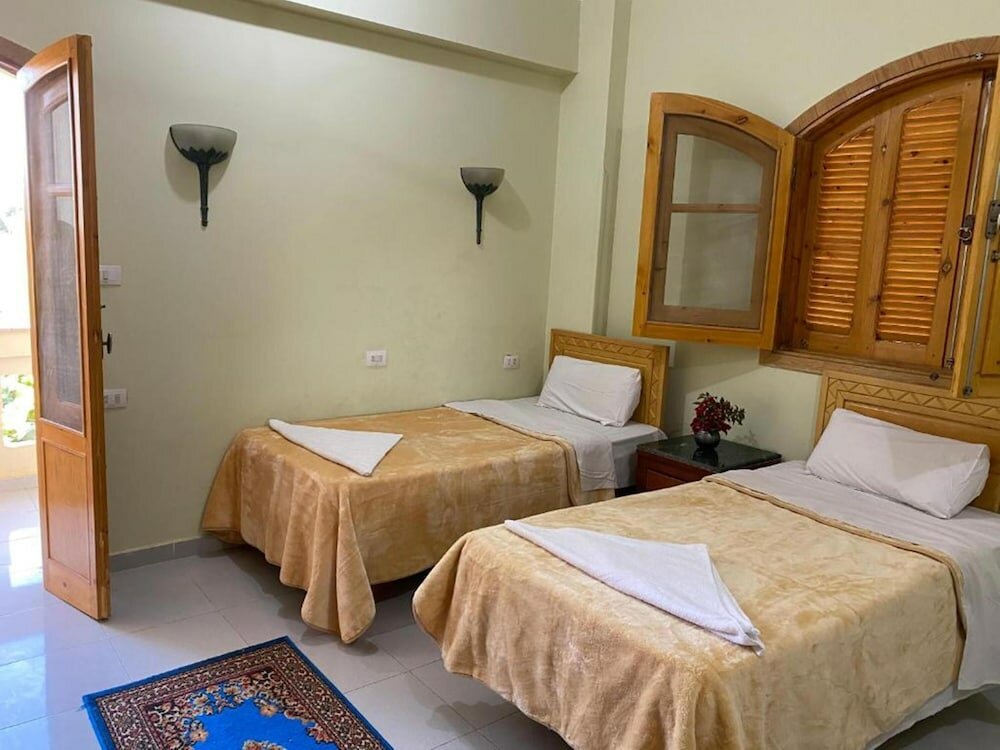 Фото Elsanosy Family Guest House - Luxor