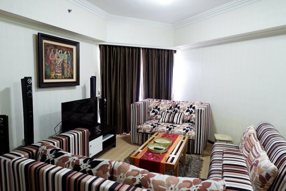 Фото 3BR Apartment at Sudirman Condominum Tower By Travelio