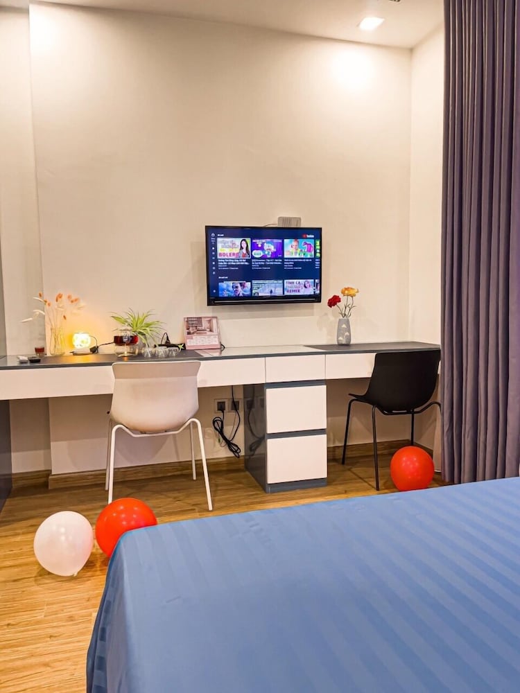 Фото Canh Apartment in Vinhomes Green Bay