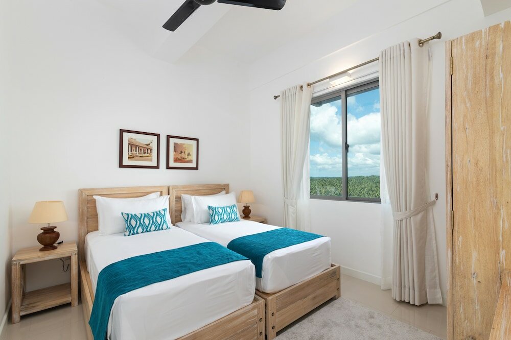 Фото Oceanfront Condominiums Galle